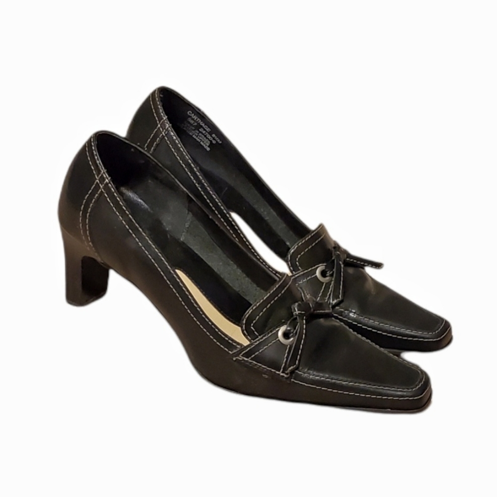 Connie women's Black point toe heels.